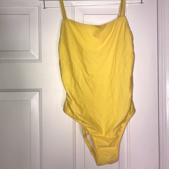YELLOW ONE PIECE - Picture 2 of 5